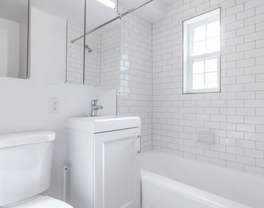 701 North Wayne Street - Photo Thumbnail 14
