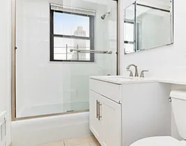 345 E 80th Street - Photo Thumbnail 14