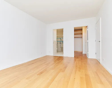 345 E 80th Street - Photo Thumbnail 8