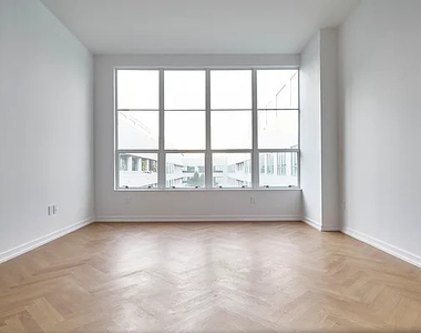 184 Kent Avenue - Photo Thumbnail 1