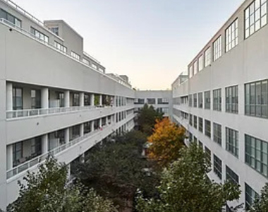 184 Kent Avenue - Photo Thumbnail 9