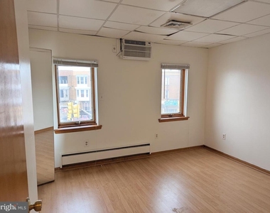 1545 W Passyunk Avenue - Photo Thumbnail 1