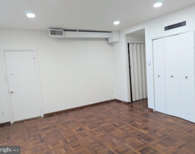1545 W Passyunk Avenue - Photo Thumbnail 14