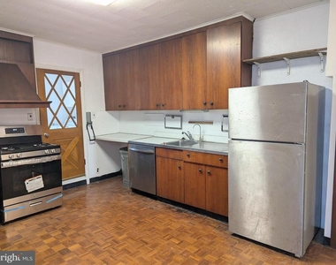 1545 W Passyunk Avenue - Photo Thumbnail 11