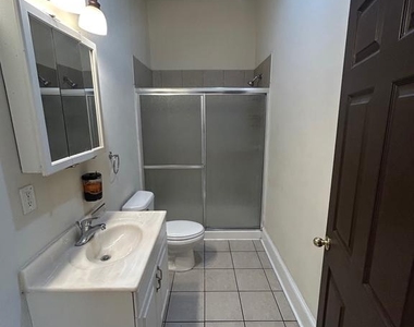319 W Mulberry Street - Photo Thumbnail 6