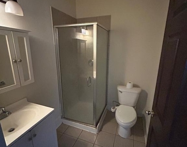 319 W Mulberry Street - Photo Thumbnail 4
