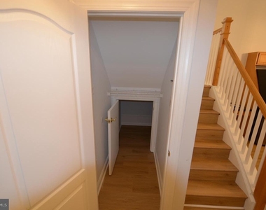 20327 Mallory Court - Photo Thumbnail 12