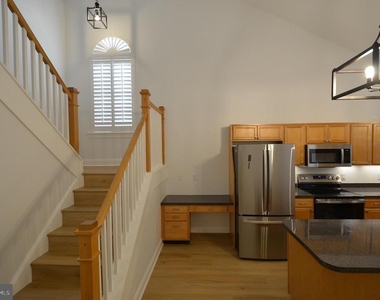 20327 Mallory Court - Photo Thumbnail 3