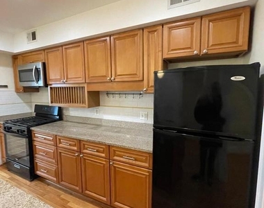 539 24th Street Ne - Photo Thumbnail 12