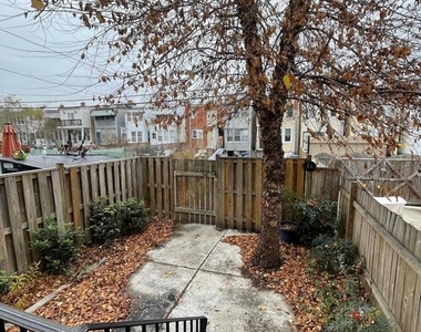 539 24th Street Ne - Photo Thumbnail 33