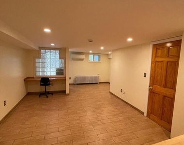 539 24th Street Ne - Photo Thumbnail 26