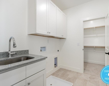 2307 Broad Street - Photo Thumbnail 20
