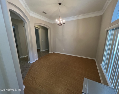 14561 Starbuck Springs Way - Photo Thumbnail 2