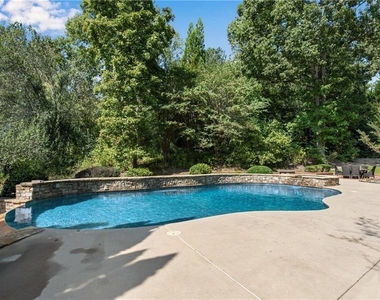 8335 Hurakan Creek Crossing - Photo Thumbnail 36
