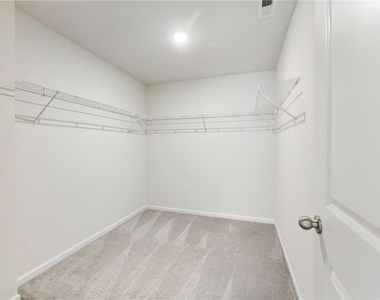 115 Buckingham Lane - Photo Thumbnail 26