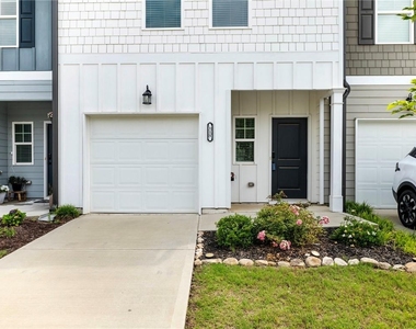 115 Buckingham Lane - Photo Thumbnail 35