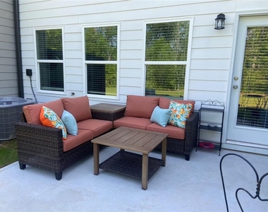 115 Buckingham Lane - Photo Thumbnail 5