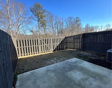 115 Buckingham Lane - Photo Thumbnail 20