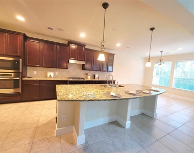 5822 Crawford Hill Lane - Photo Thumbnail 4