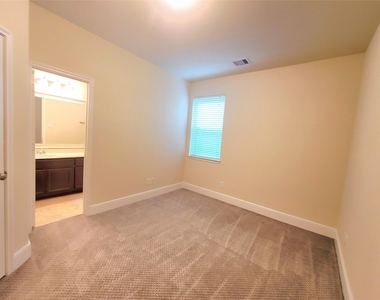 5822 Crawford Hill Lane - Photo Thumbnail 8
