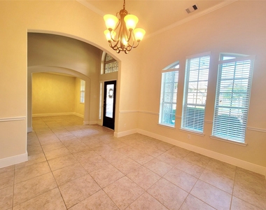5822 Crawford Hill Lane - Photo Thumbnail 1