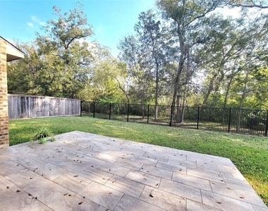 5822 Crawford Hill Lane - Photo Thumbnail 10