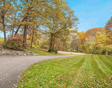 13 Bear Hill - Photo Thumbnail 45