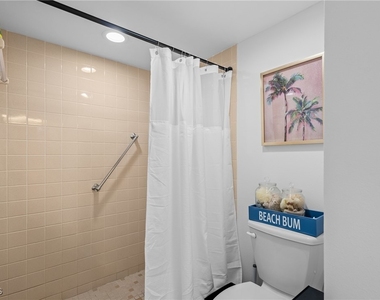 9415 Gulf Shore Drive - Photo Thumbnail 21