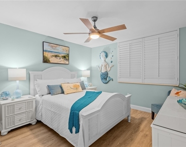9415 Gulf Shore Drive - Photo Thumbnail 4