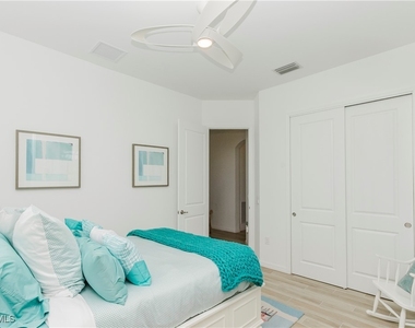 6075 Artisan Court - Photo Thumbnail 20