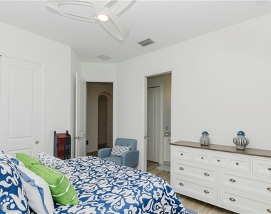 6075 Artisan Court - Photo Thumbnail 23