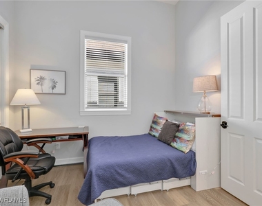 7864 Valencia Court - Photo Thumbnail 37