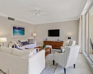 450 Bayfront Place - Photo Thumbnail 5