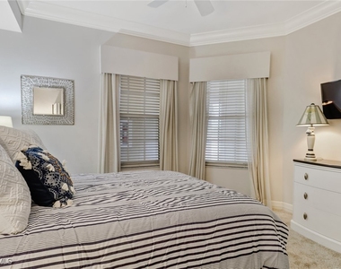 450 Bayfront Place - Photo Thumbnail 20