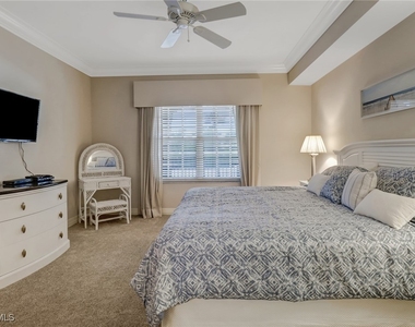 450 Bayfront Place - Photo Thumbnail 15
