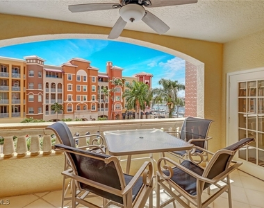 450 Bayfront Place - Photo Thumbnail 27