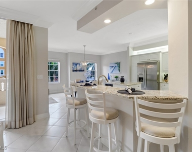 450 Bayfront Place - Photo Thumbnail 11