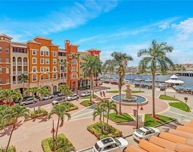 450 Bayfront Place - Photo Thumbnail 25
