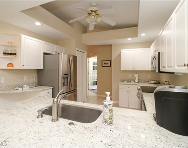 3435 Laurel Greens Lane S - Photo Thumbnail 20