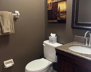 800 Meadowland Drive - Photo Thumbnail 9