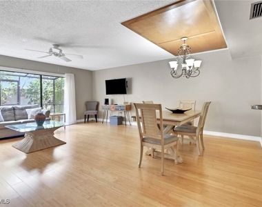 800 Meadowland Drive - Photo Thumbnail 2