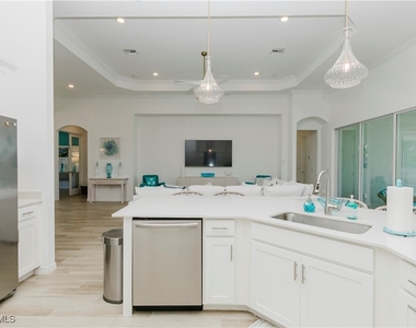 6075 Artisan Court - Photo Thumbnail 10