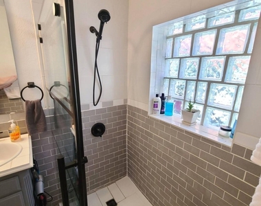 1427 Munger Street - Photo Thumbnail 15