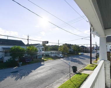 807 7th Street - Photo Thumbnail 5
