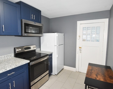 807 7th Street - Photo Thumbnail 15