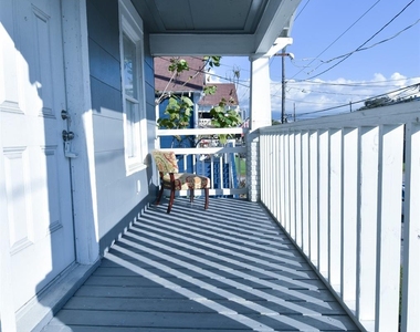 807 7th Street - Photo Thumbnail 4