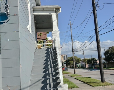 807 7th Street - Photo Thumbnail 18