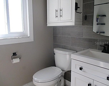12932 81st Avenue - Photo Thumbnail 12