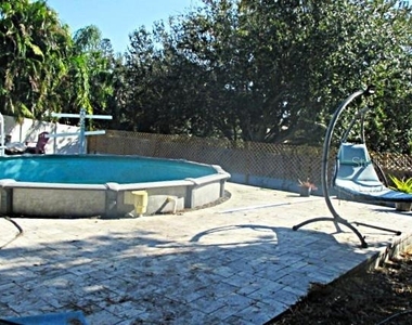 12932 81st Avenue - Photo Thumbnail 28