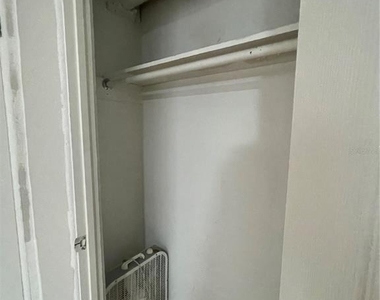 727 1/2 Edgewater Drive - Photo Thumbnail 11